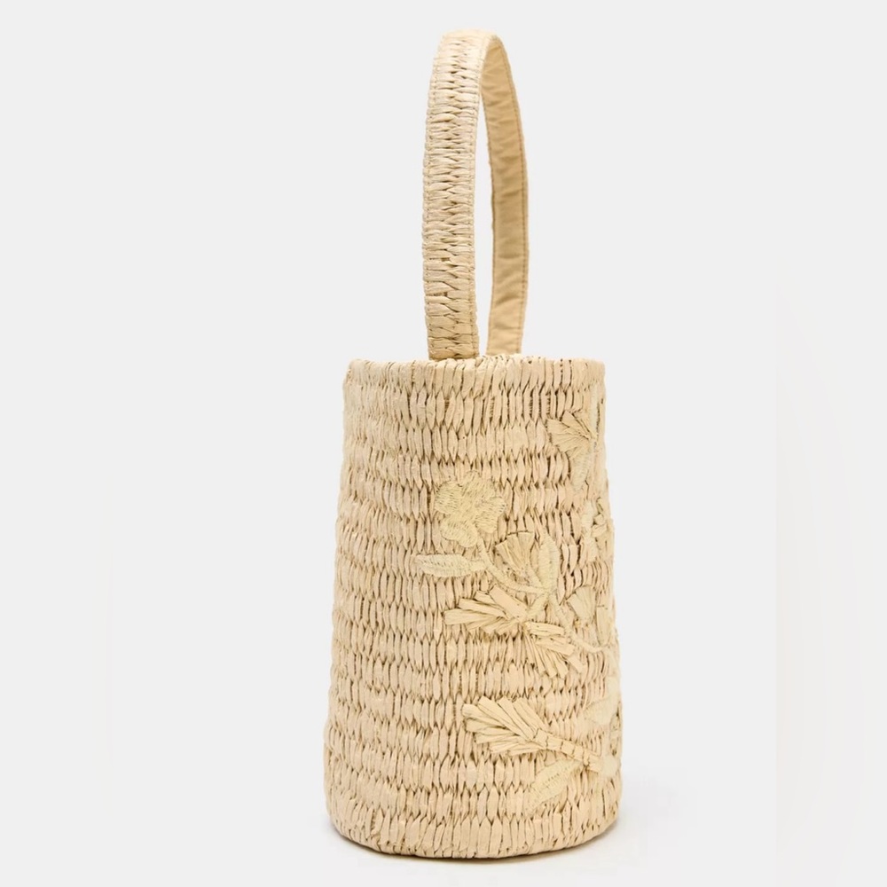 ZARA Straw Bag with Floral Embroidery in Light Beige. Brand new! - Picture 5 of 8